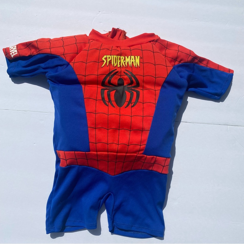 Child's Spiderman Swim Float Suit with built-in floats Size 3T-5
